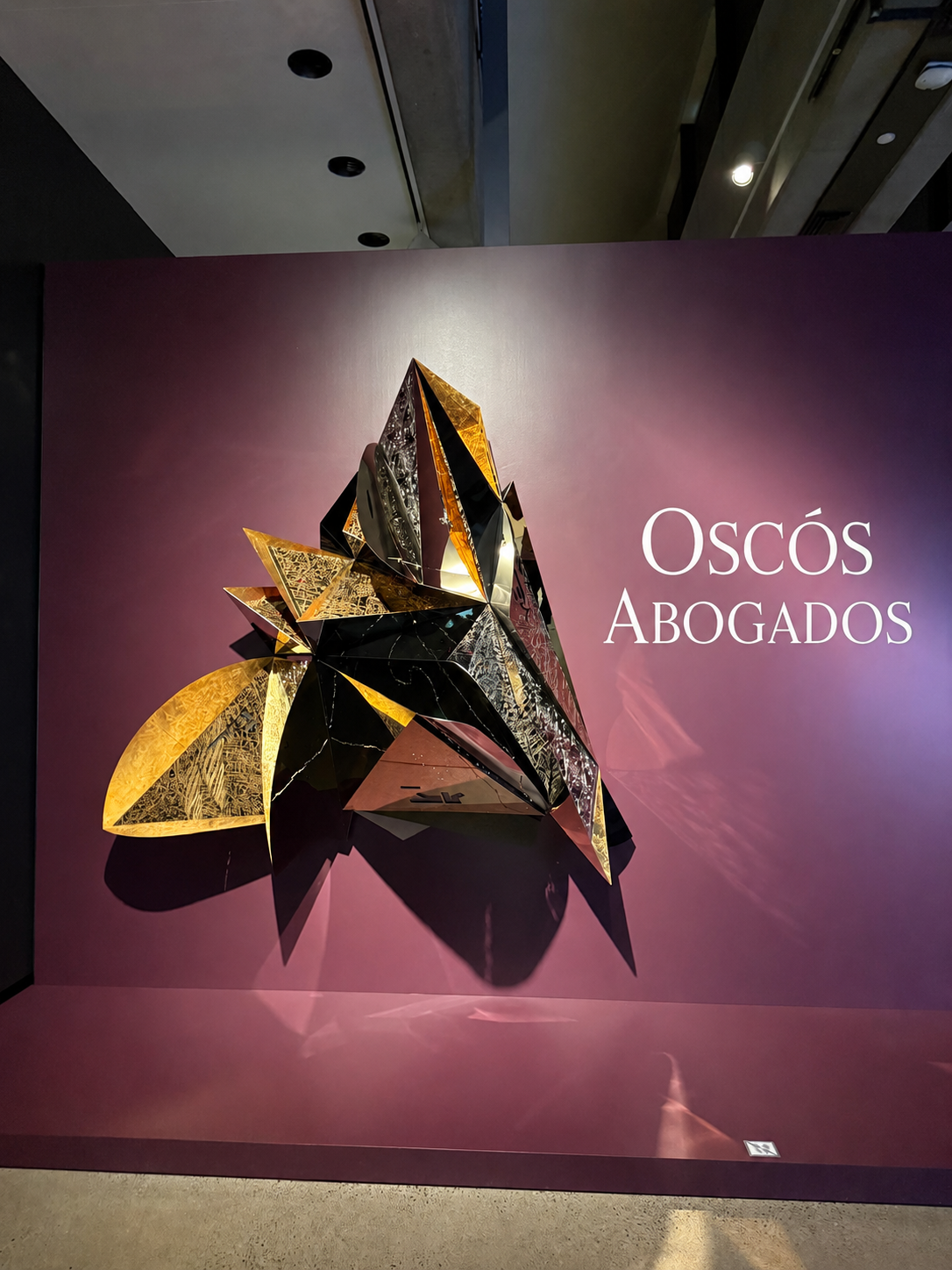 Oficina de Oscós Abogados — sala de juntas
